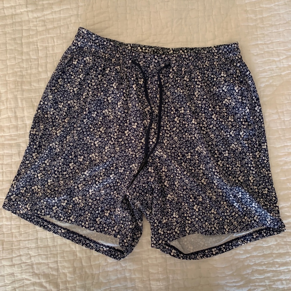 Lululemon Men’s Swim Trunks